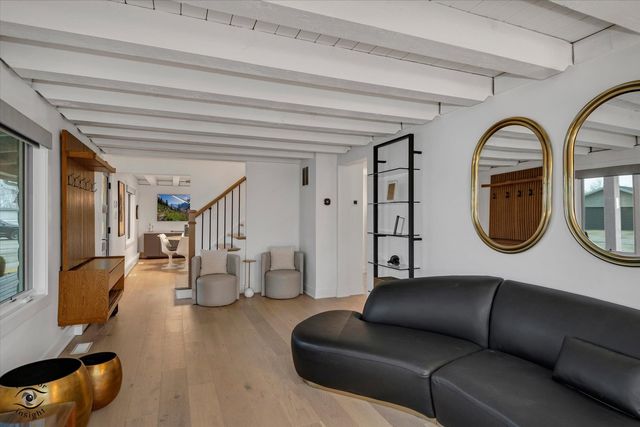 19840 S Schoolhouse Road, New Lenox, IL 60451