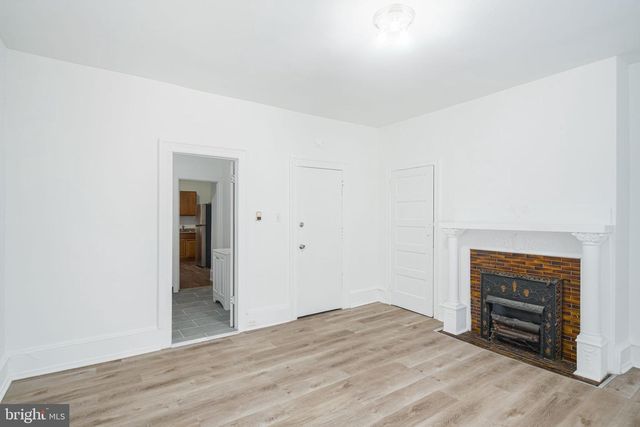 4039 N BROAD ST, Philadelphia, PA 19140