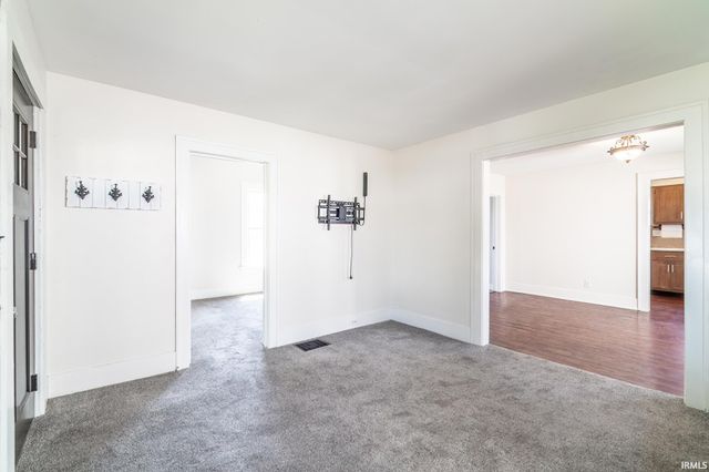 120 E High Street, Kendallville, IN 46755