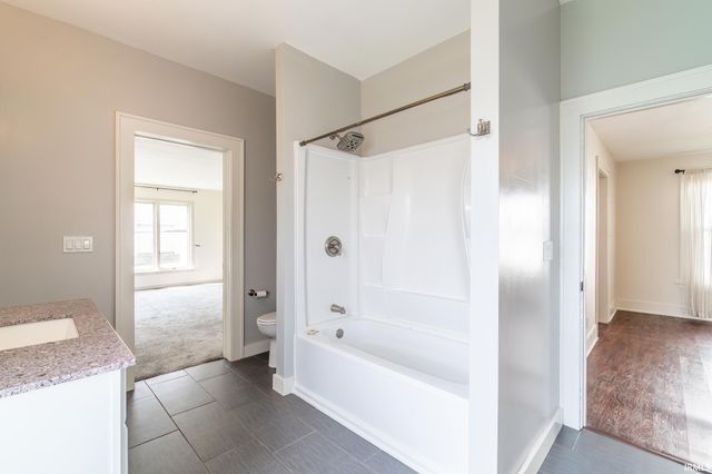 120 E High Street, Kendallville, IN 46755