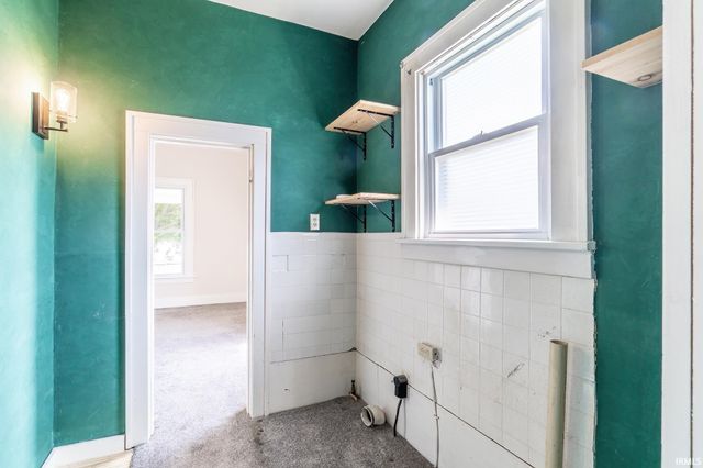 120 E High Street, Kendallville, IN 46755