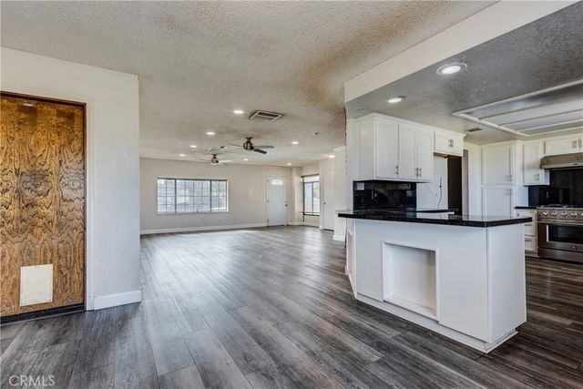 13920 Dos Palmas, Victorville, CA 92392