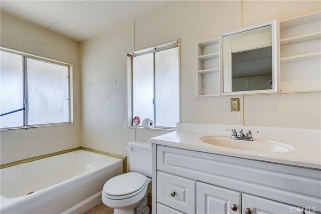 13920 Dos Palmas, Victorville, CA 92392