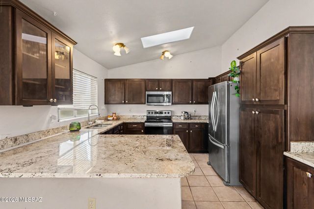 5070 W Warbler Street, Tucson, AZ 85742