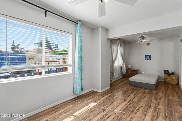 5070 W Warbler Street, Tucson, AZ 85742