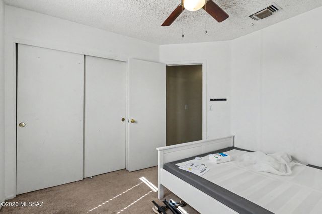 5070 W Warbler Street, Tucson, AZ 85742