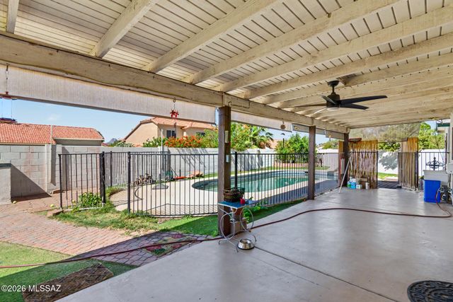 5070 W Warbler Street, Tucson, AZ 85742