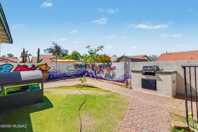 5070 W Warbler Street, Tucson, AZ 85742