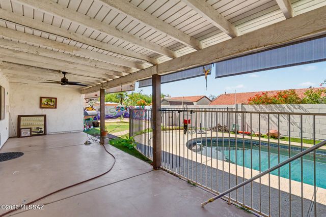 5070 W Warbler Street, Tucson, AZ 85742