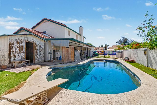 5070 W Warbler Street, Tucson, AZ 85742