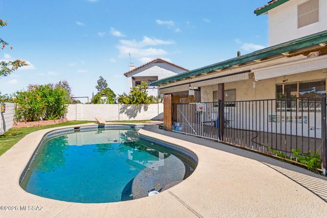 5070 W Warbler Street, Tucson, AZ 85742