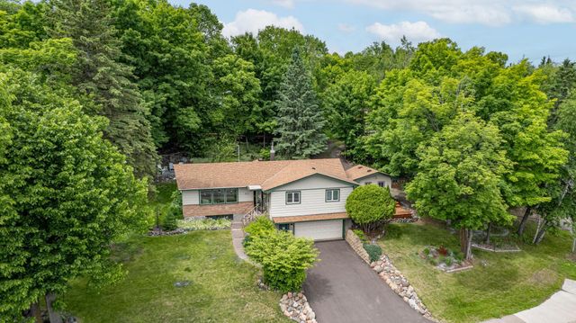 615 Snively Road, Duluth, MN 55803
