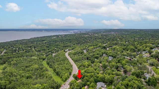 615 Snively Road, Duluth, MN 55803
