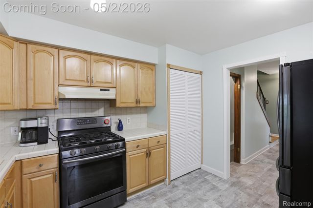578 Worchester Street, Westland, MI 48186