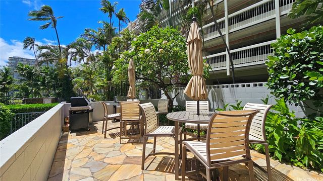 435 Seaside Avenue 409, Honolulu, HI 96815