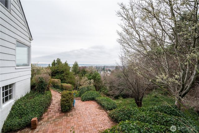 610 Hyde Park Drive, Hoquiam, WA 98550