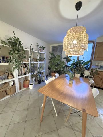 396 Graham Avenue, Brooklyn, NY 11211