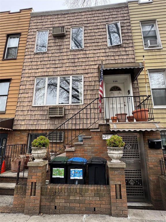 396 Graham Avenue, Brooklyn, NY 11211