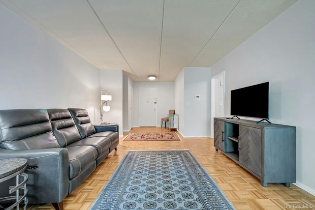 416 Benedict Avenue 3A, Tarrytown, NY 10591