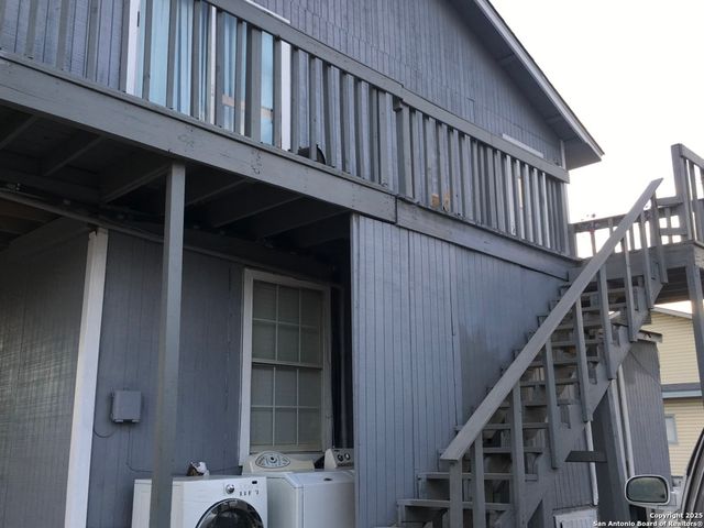 123 W Mitchell, San Antonio, TX 78204