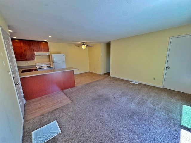 755 14th Avenue 704, Santa Cruz, CA 95062