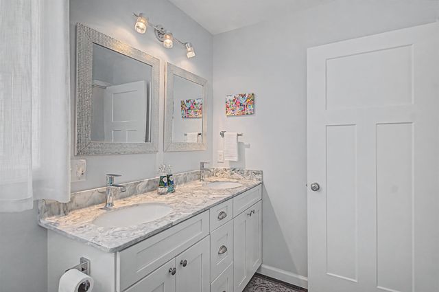 51 Hefflon Lane, St. Albans City, VT 05478