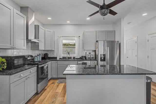 51 Hefflon Lane, St. Albans City, VT 05478