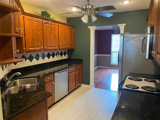 108 Mallard Point, Kathleen, GA 31047