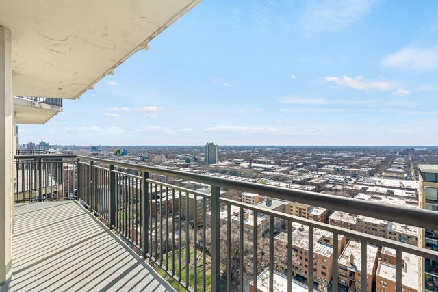 6007 N Sheridan Road 22K, Chicago, IL 60660