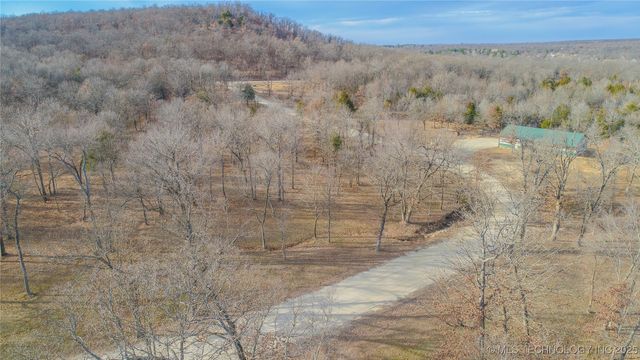 23 Duchess Creek Drive, Porum, OK 74455