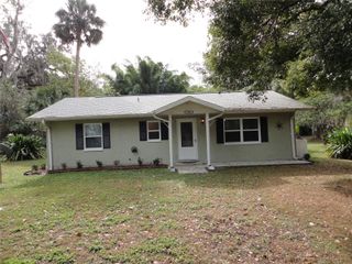 101 NW 3RD AVENUE, Micanopy, FL 32667