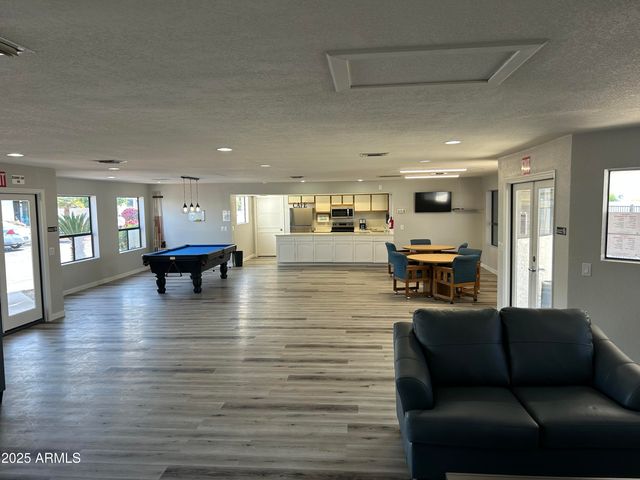 1444 N RECKER Road 163, Mesa, AZ 85205