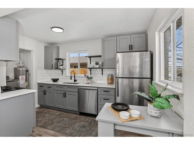 5160 E 33rd Ave, Denver, CO 80207