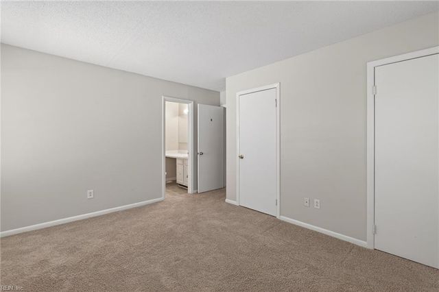 252 N Palmyra DR, Virginia Beach, VA 23462