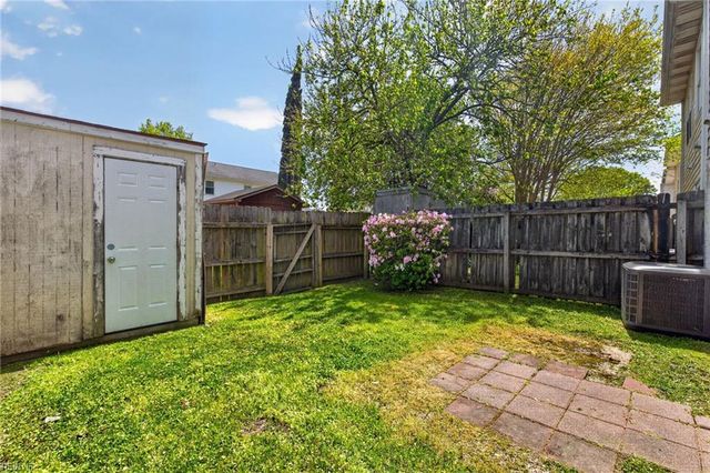 252 N Palmyra DR, Virginia Beach, VA 23462