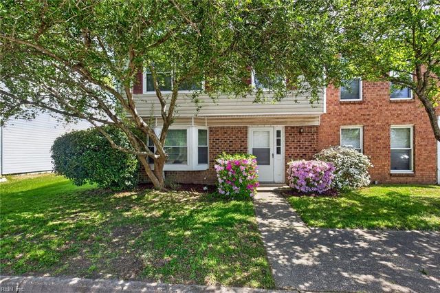 252 N Palmyra DR, Virginia Beach, VA 23462