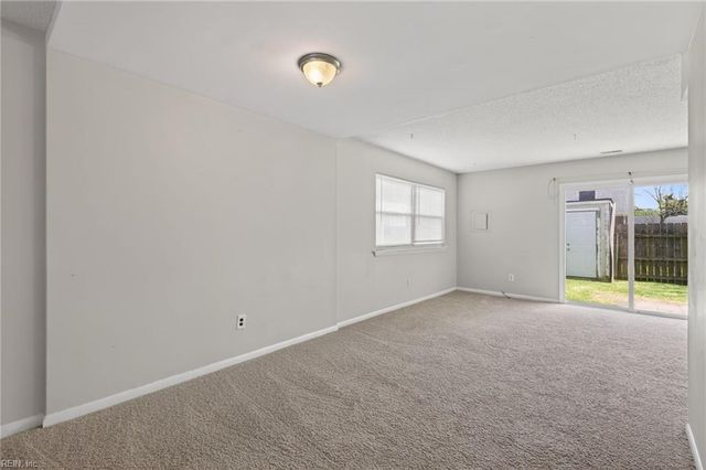 252 N Palmyra DR, Virginia Beach, VA 23462