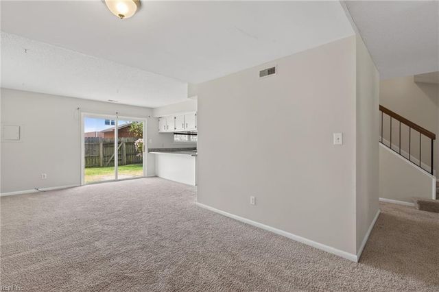 252 N Palmyra DR, Virginia Beach, VA 23462