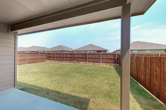 224 Oldcastle Way, Fort Worth, TX 76052