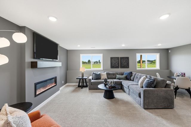 4519 89th Street NE, Monticello, MN 55328
