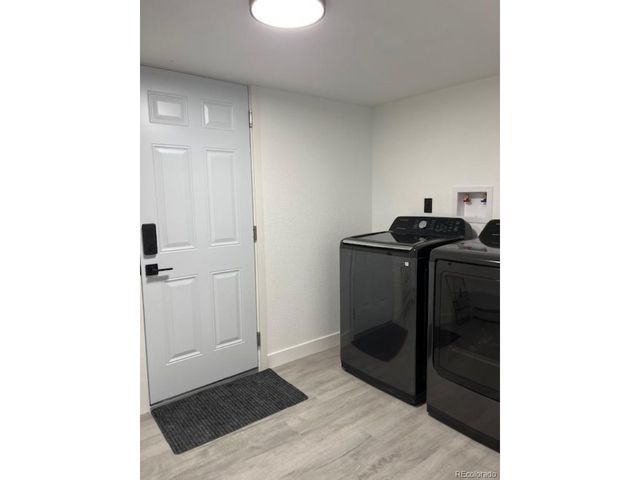 4001 S Acoma St, Englewood, CO 80110