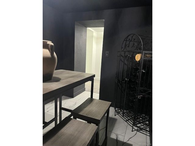 4001 S Acoma St, Englewood, CO 80110