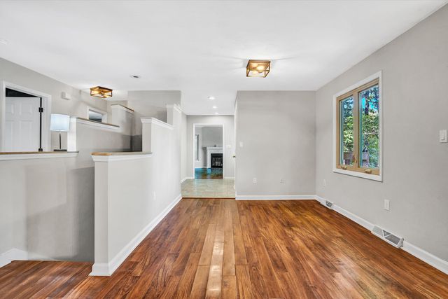 5259 Crossbow CIR, Roanoke, VA 24018