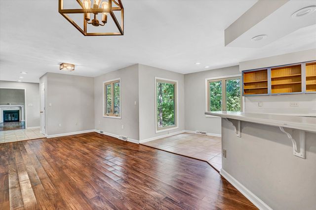 5259 Crossbow CIR, Roanoke, VA 24018