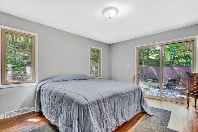 5259 Crossbow CIR, Roanoke, VA 24018