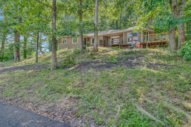 5259 Crossbow CIR, Roanoke, VA 24018