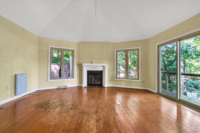 5259 Crossbow CIR, Roanoke, VA 24018