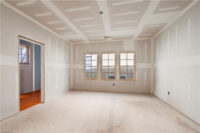 236 Glade View Court, Winston-salem, NC 27101