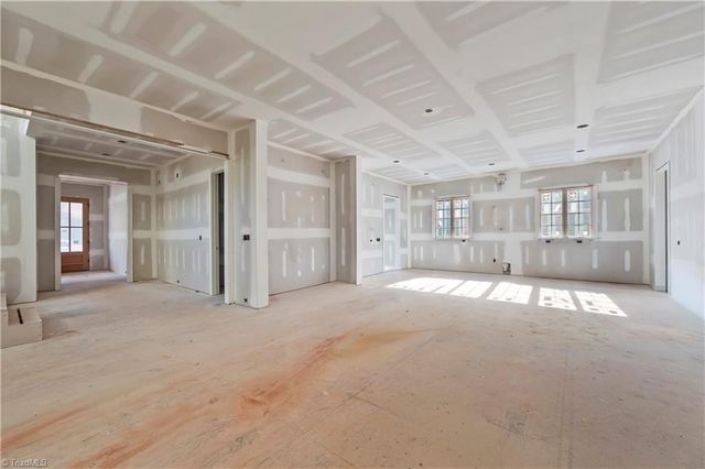 236 Glade View Court, Winston-salem, NC 27101