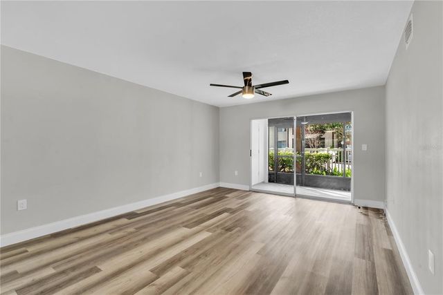 8640 TAHOE COURT 16, Tampa, FL 33614